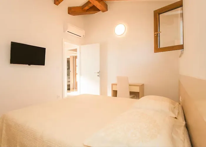 Rina Villa Barban